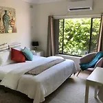 Hotel Style Monterey Retreat near Hospitals, Beach&Airport