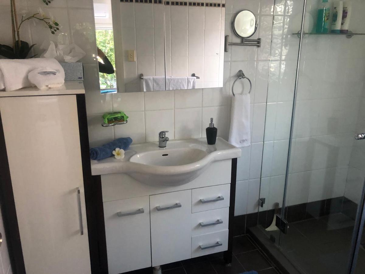 Hotel Style Monterey Guest Near Hospitals, And Airport Sydney